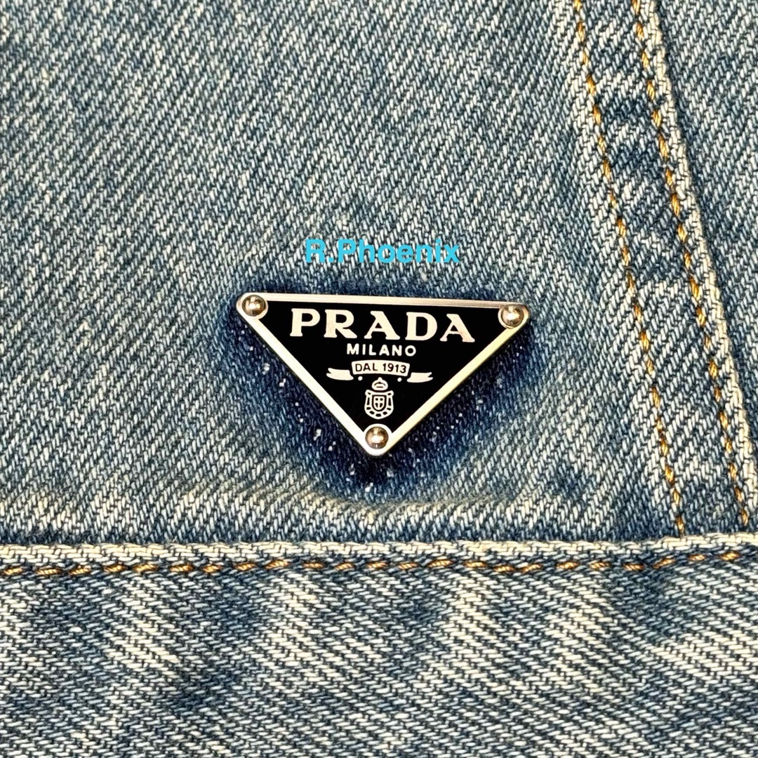 PRADA - PRADAトライアングルロゴ デニムジャケット Lの通販 by R