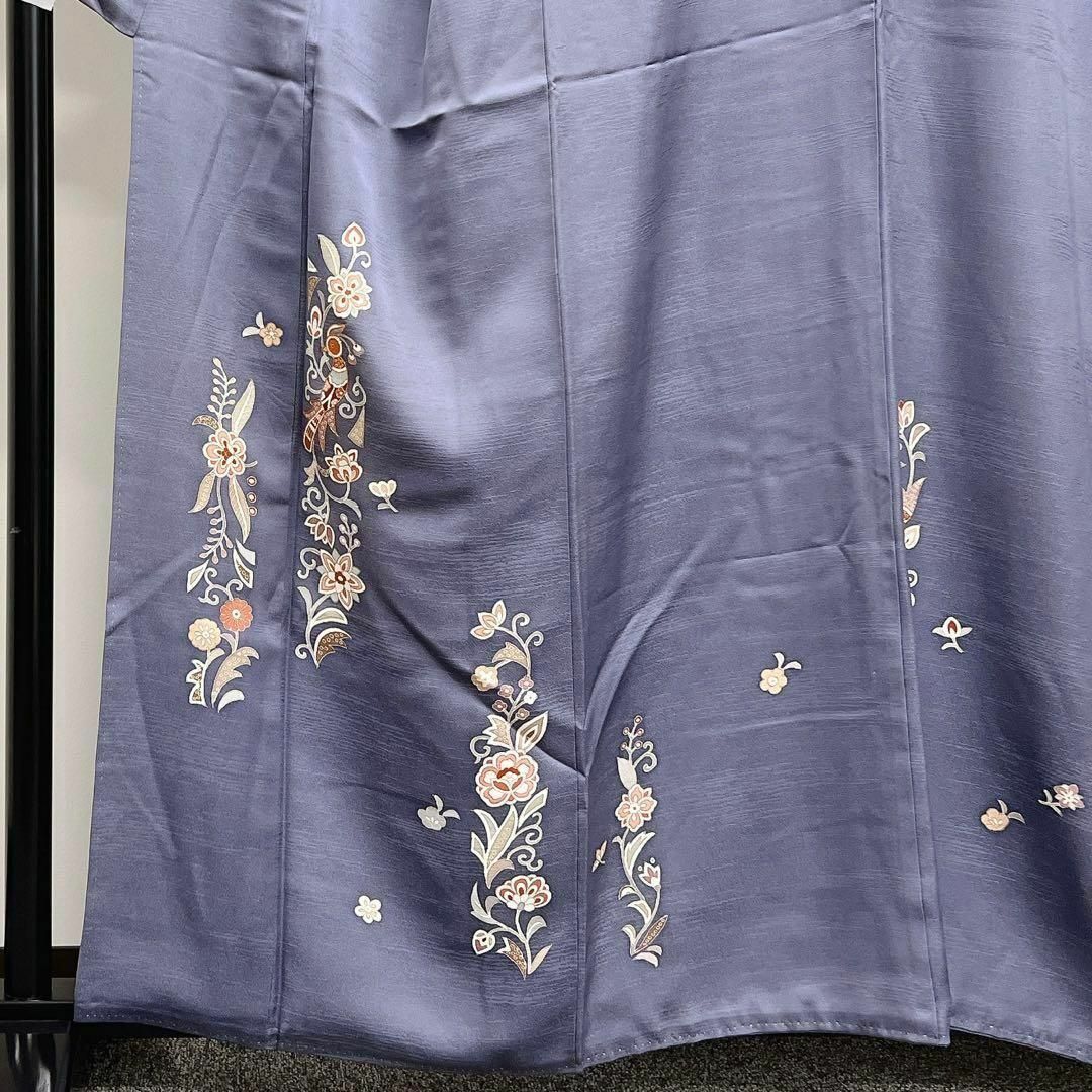 金駒刺繍 唐花草と鳳凰の付け下げ 着物 - 着物