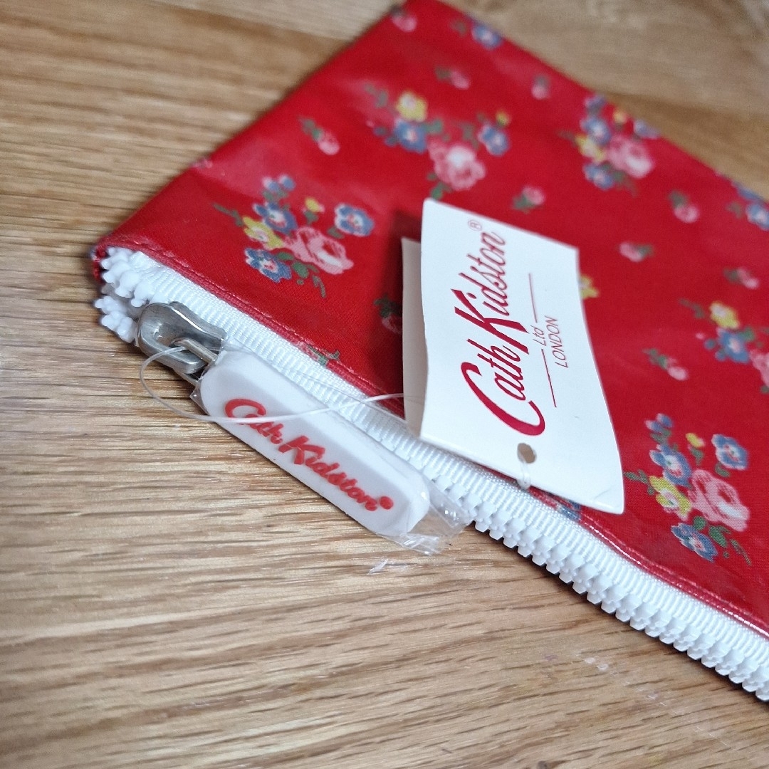 Cath Kidston(キャスキッドソン)のキャスキッドソン　ポーチ レディースのファッション小物(ポーチ)の商品写真