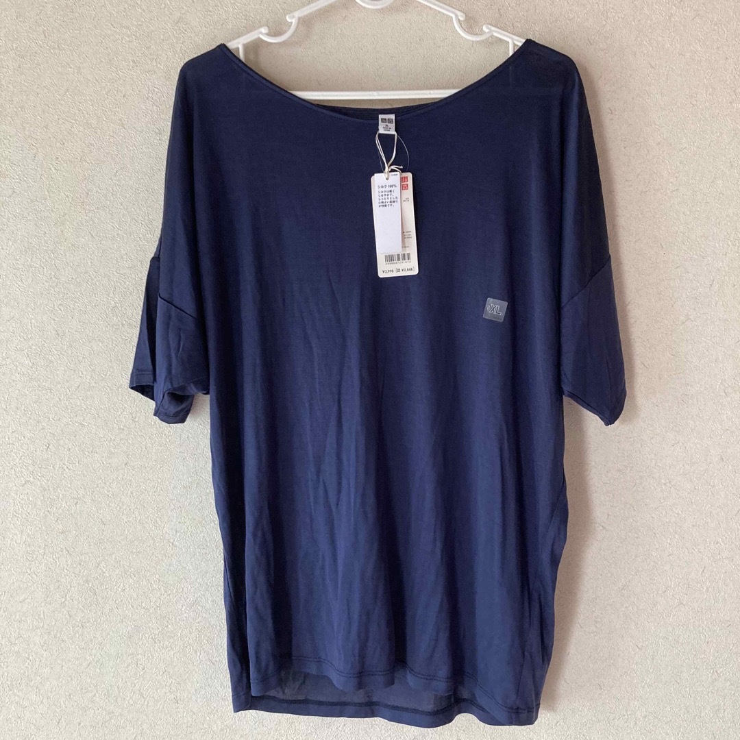 UNIQLO(ユニクロ)のUNIQLO シルクTシャツ　大きめサイズ レディースのトップス(Tシャツ(半袖/袖なし))の商品写真
