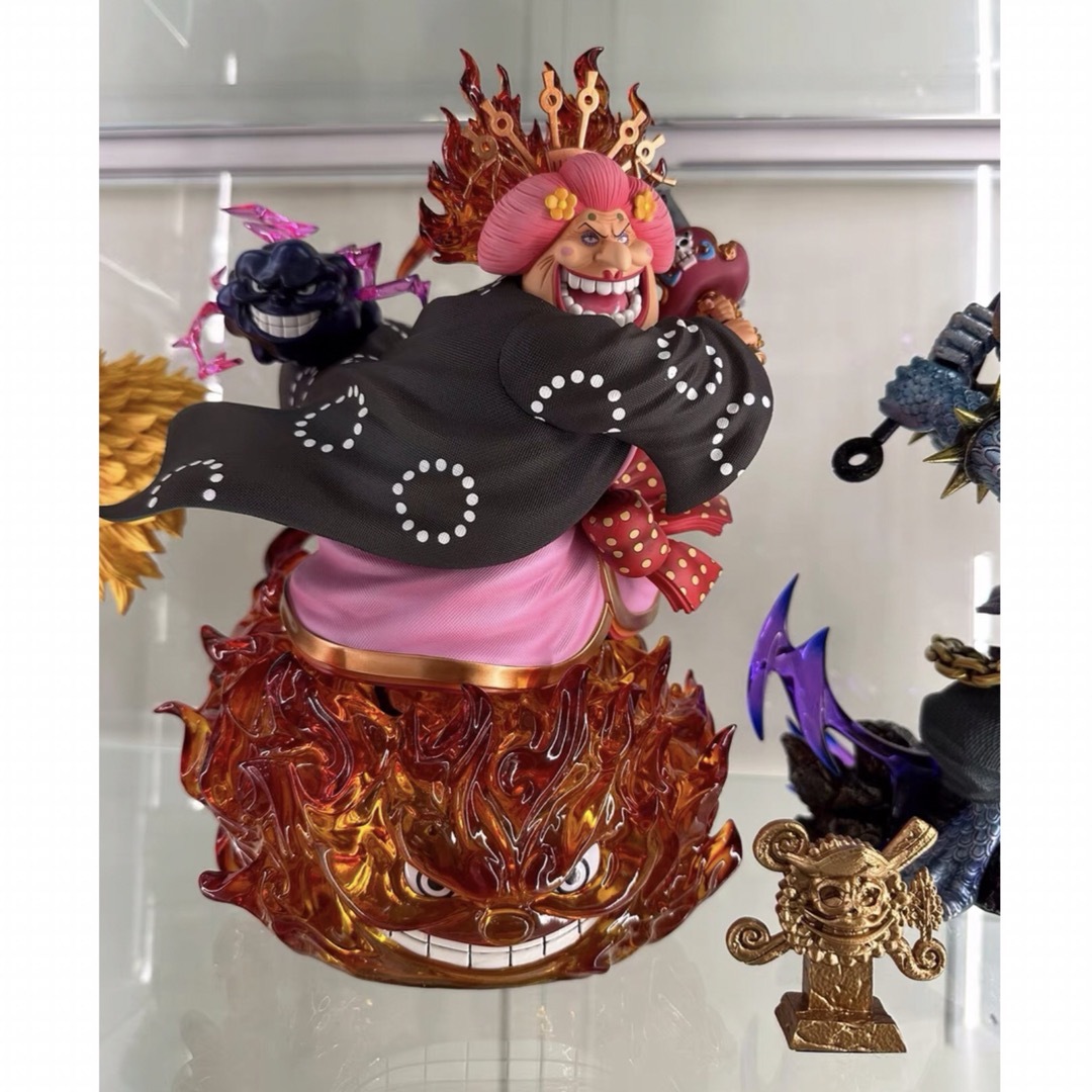 ワンピース カイドウ+ビッグマム+覇海エフェクト ガレージキット ワンピース カイドウ+ビッグマム+覇海エフェクト ガレージキット
