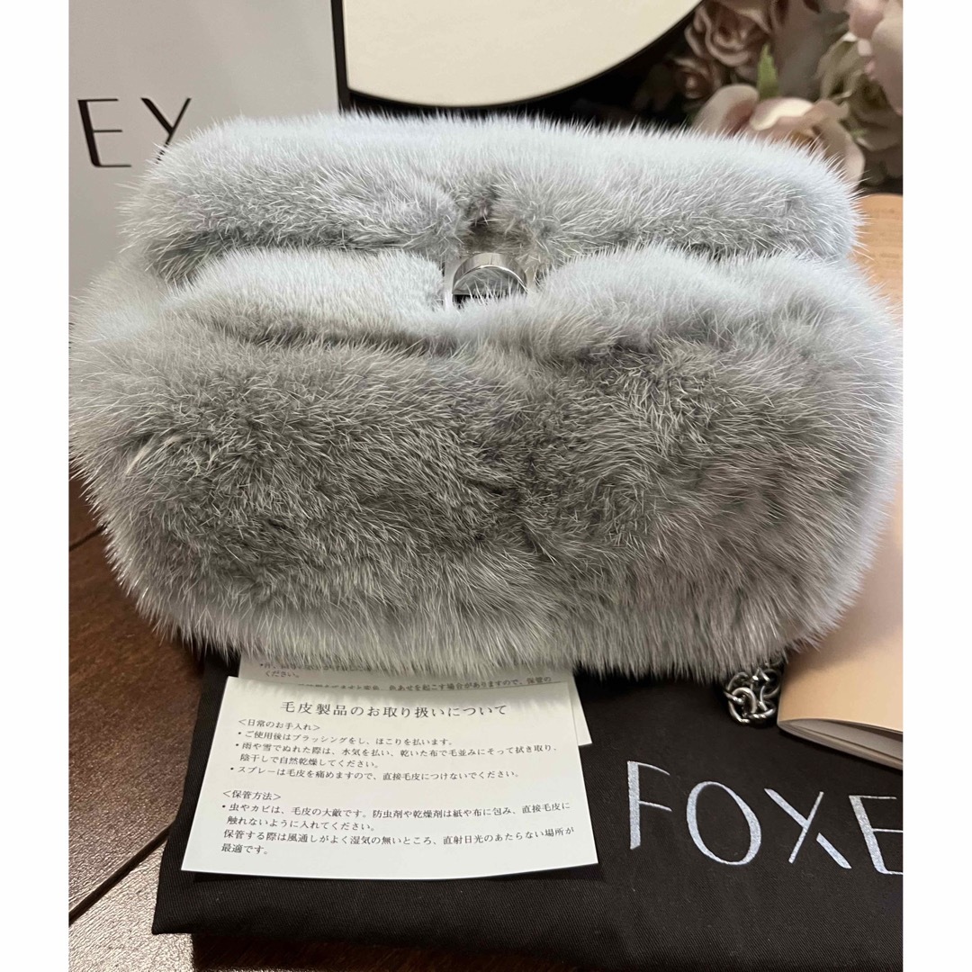 FOXEY(フォクシー)の♡フォクシー♡BAG"Petit Royale"♡ベビーブルー♡ レディースのバッグ(ショルダーバッグ)の商品写真