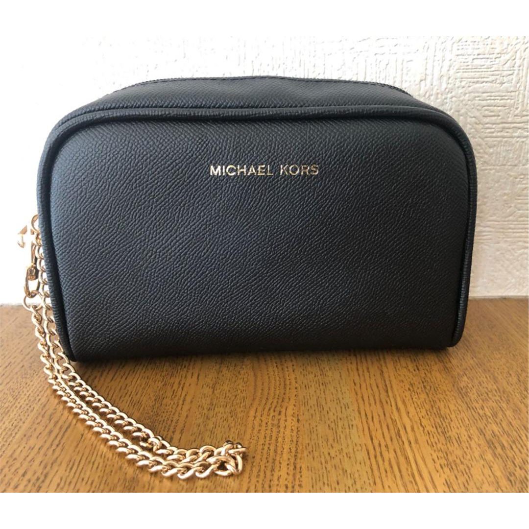 Michael Kors - 《新品未使用》マイケルコースポーチの通販 by shika's ...