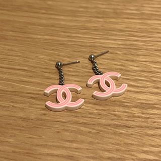 シャネル(CHANEL)のシャネル　ピアス　イヤリング　ピンク(ピアス)