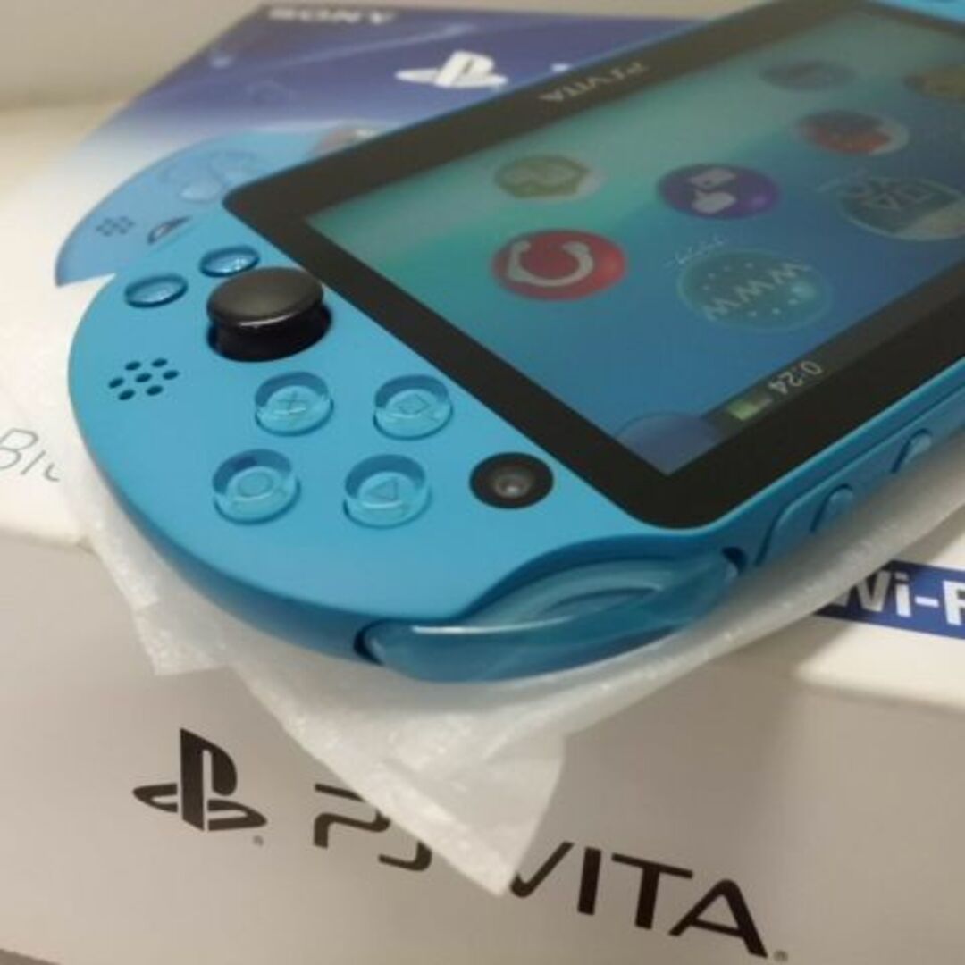 PlayStation Vita(プレイステーションヴィータ)のPSVITA PCH-2000 Aqua Blue エンタメ/ホビーのゲームソフト/ゲーム機本体(携帯用ゲーム機本体)の商品写真