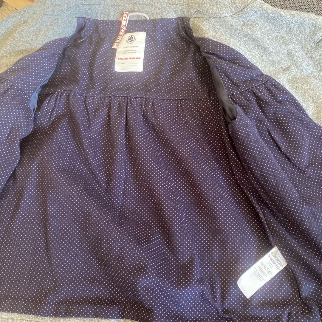 PETIT BATEAU(プチバトー)のプチバトー　コート　10ans /138cm  女の子　グレー キッズ/ベビー/マタニティのキッズ服女の子用(90cm~)(コート)の商品写真