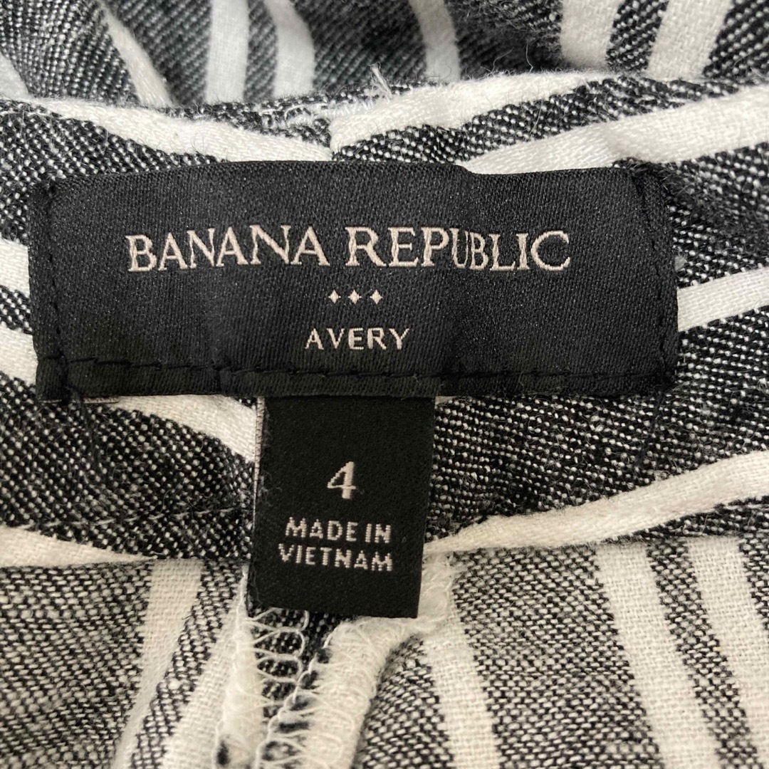 Banana Republic(バナナリパブリック)のバナナリバブリック　ストライプ　ズボン　パンツ　長ズボン　オフィスカジュアル レディースのパンツ(カジュアルパンツ)の商品写真