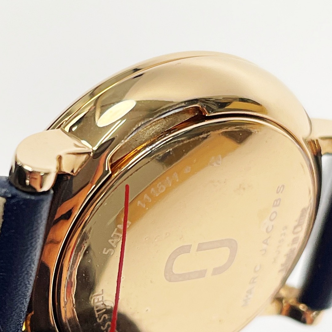 MARC JACOBS(マークジェイコブス)の☆☆MARC JACOBS マークジェイコブス ロキシー MJ1539 ネイビー×ゴールド クォーツ レザー レディース 腕時計 レディースのファッション小物(腕時計)の商品写真