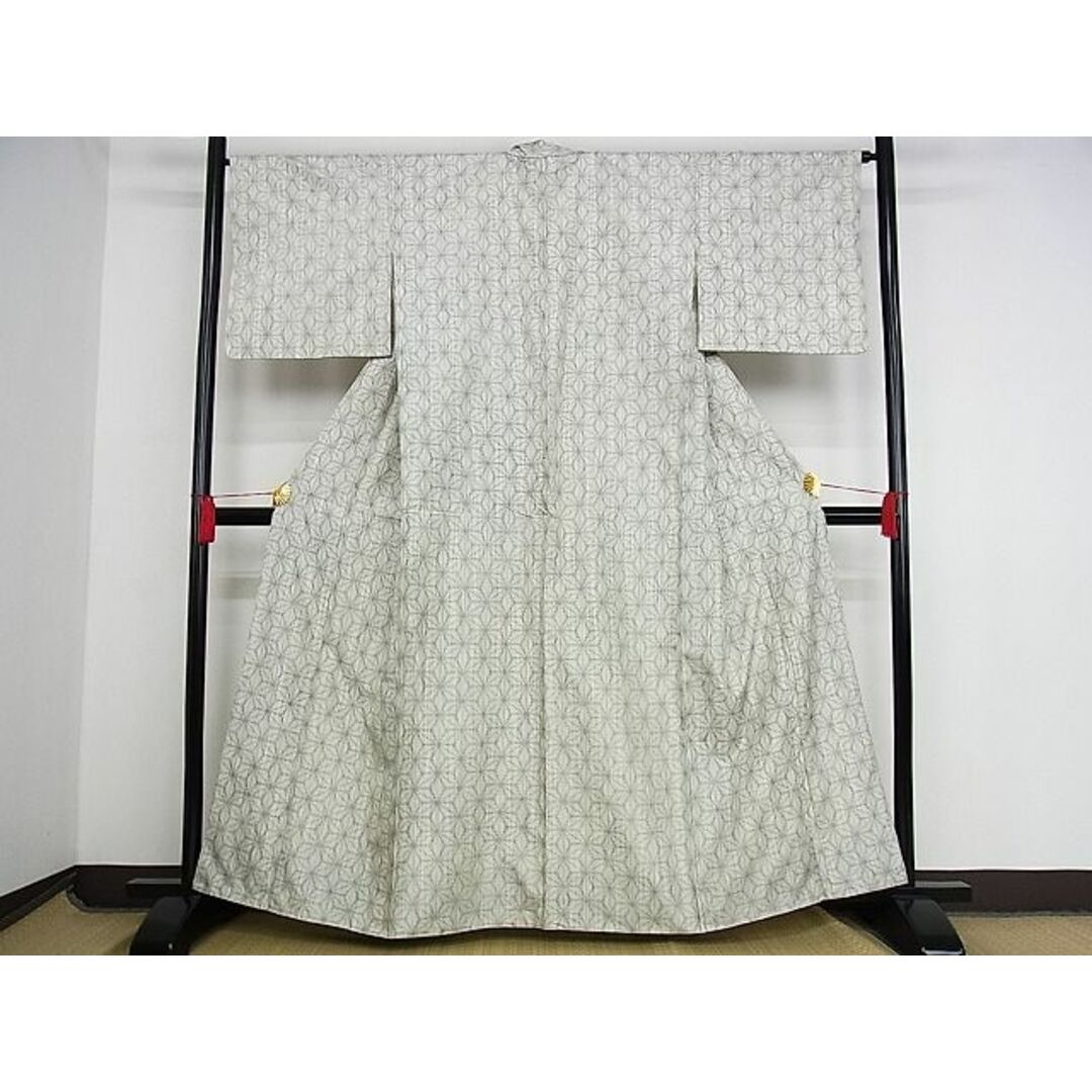 平和屋-こころ店■上質な紬　麻の葉文　着丈160cm　裄丈66cm　正絹　逸品　B-np8245 | フリマアプリ ラクマ