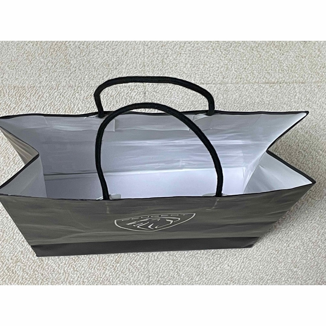 Peugeot(プジョー)の【PEUGEOT】プジョー ショップバッグ 紙袋 レディースのバッグ(ショップ袋)の商品写真