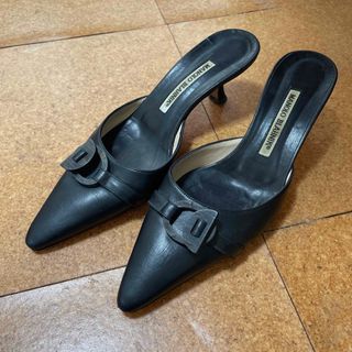 マノロブラニク(MANOLO BLAHNIK)のマノロブラニク　ミュール(ミュール)