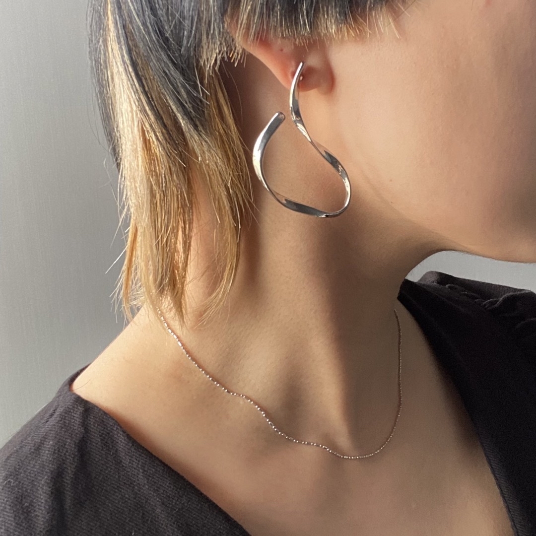 TODAYFUL(トゥデイフル)の【変形アシメトリーピアス】インポートピアス zara yori rosebud レディースのアクセサリー(ピアス)の商品写真