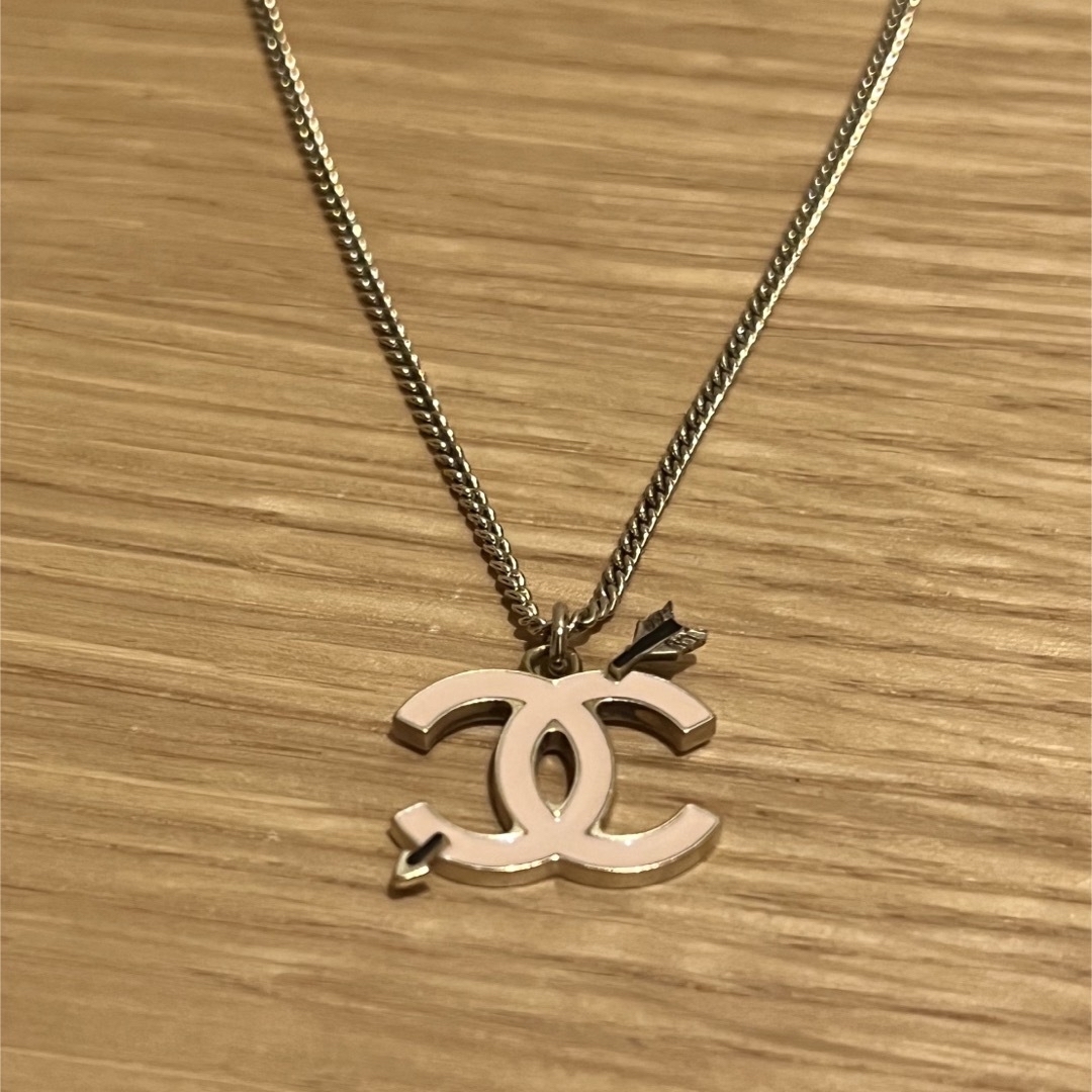 CHANEL(シャネル)のシャネル　ココマーク　ネックレス　ピンク レディースのアクセサリー(ネックレス)の商品写真