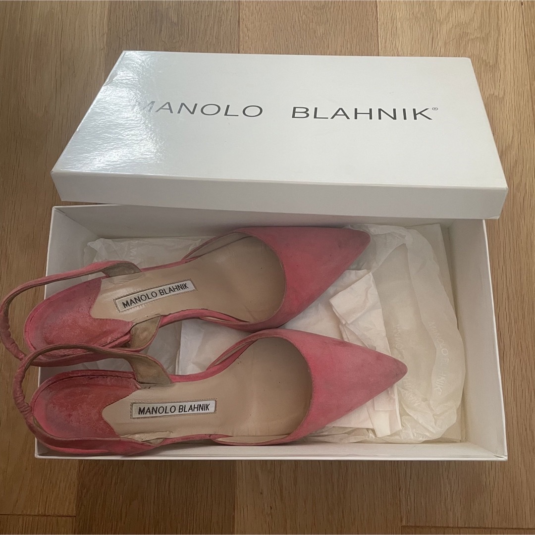 MANOLO BLAHNIK(マノロブラニク)のお値下げ中！【中古品】人気！MANOLO BLAHNIK ピンク ハイヒール レディースの靴/シューズ(ハイヒール/パンプス)の商品写真