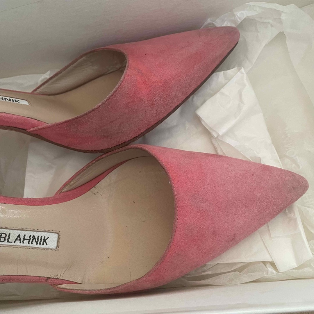 MANOLO BLAHNIK(マノロブラニク)のお値下げ中！【中古品】人気！MANOLO BLAHNIK ピンク ハイヒール レディースの靴/シューズ(ハイヒール/パンプス)の商品写真