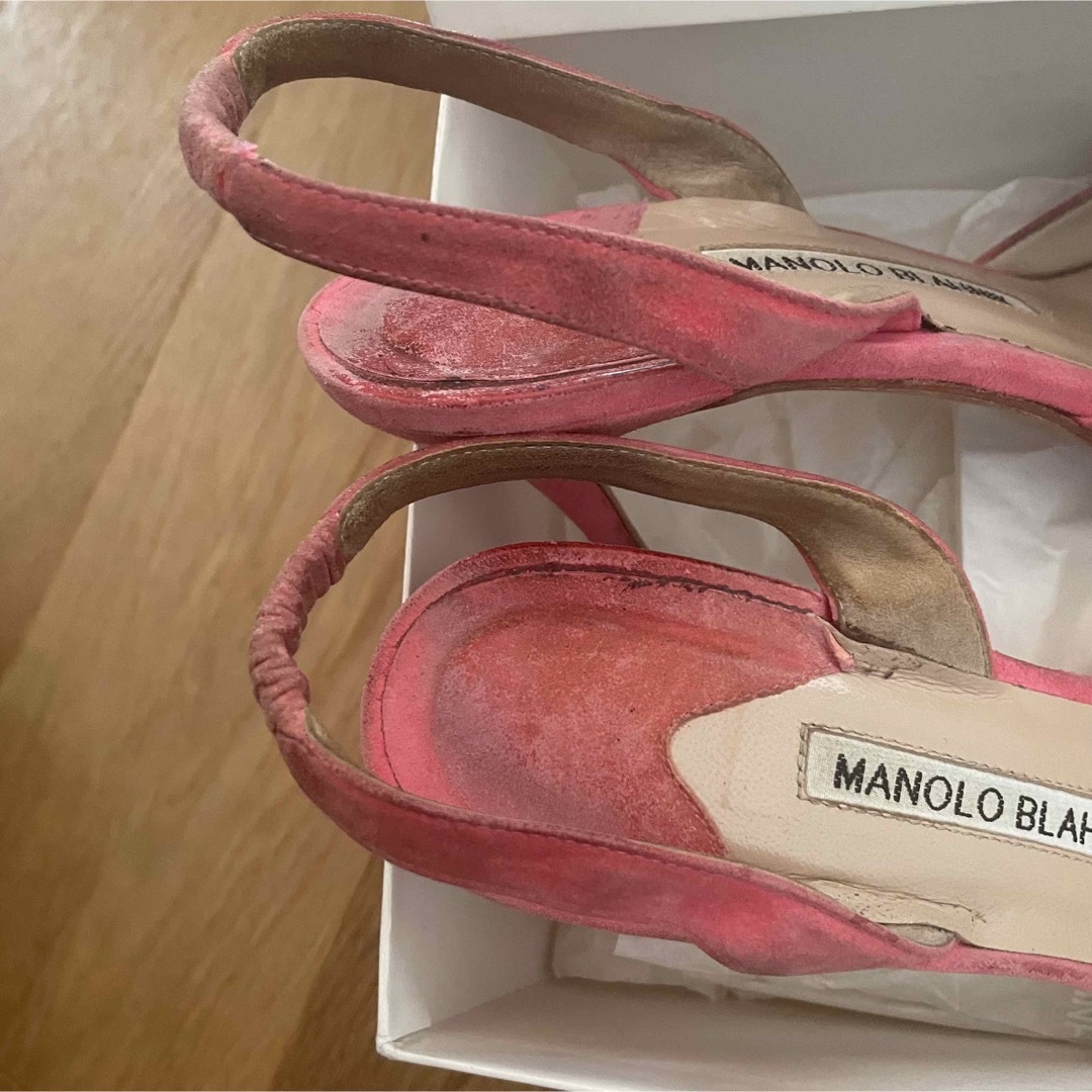 MANOLO BLAHNIK(マノロブラニク)のお値下げ中！【中古品】人気！MANOLO BLAHNIK ピンク ハイヒール レディースの靴/シューズ(ハイヒール/パンプス)の商品写真