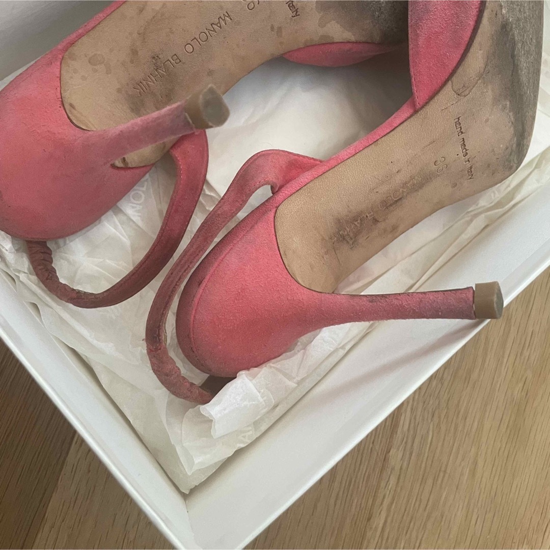 MANOLO BLAHNIK(マノロブラニク)のお値下げ中！【中古品】人気！MANOLO BLAHNIK ピンク ハイヒール レディースの靴/シューズ(ハイヒール/パンプス)の商品写真