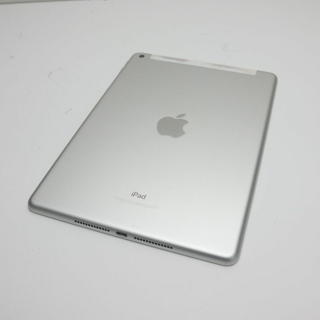 SIMフリー iPad 第5世代 32GB シルバー 1
