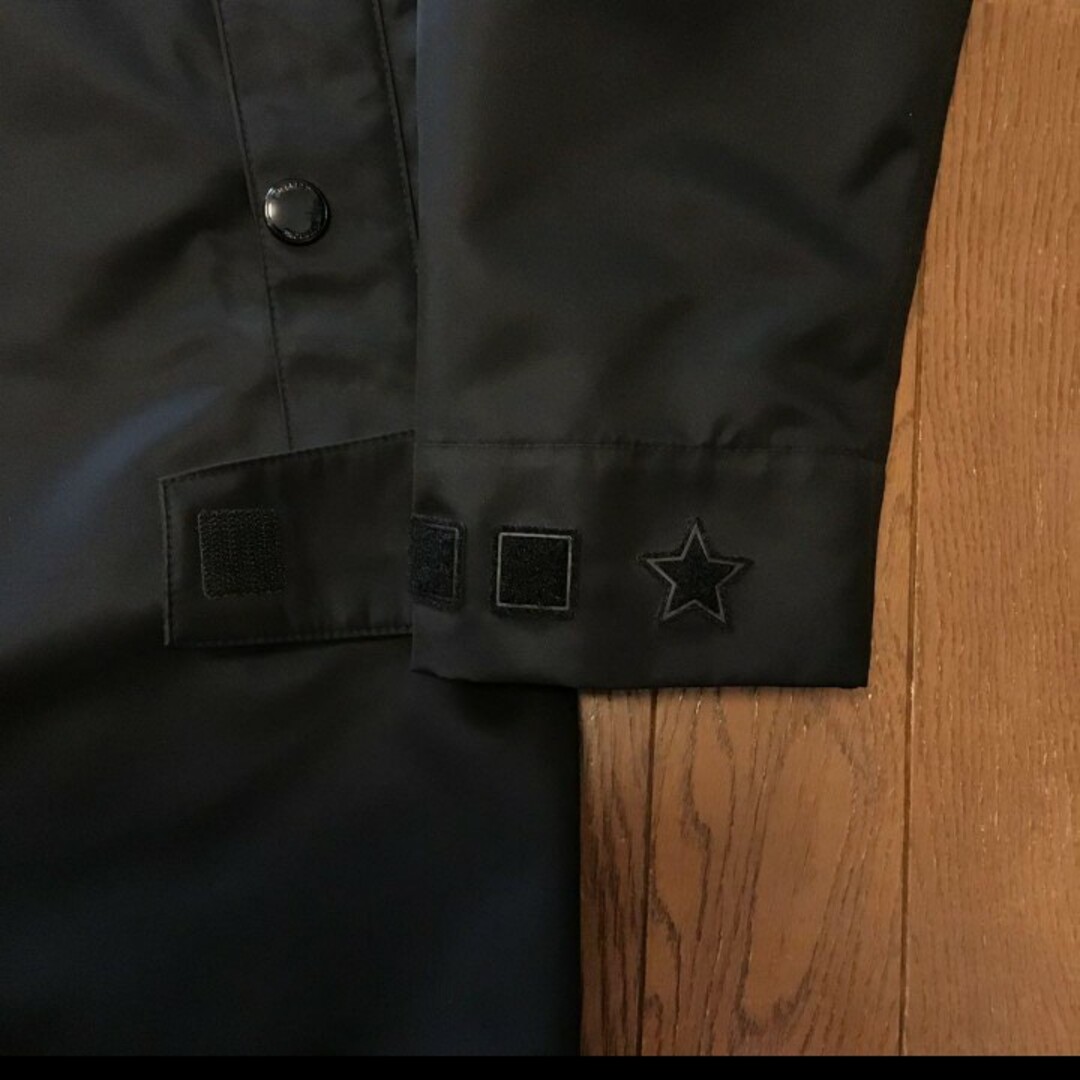 Burberry シャークパッチ ツイルパーカー