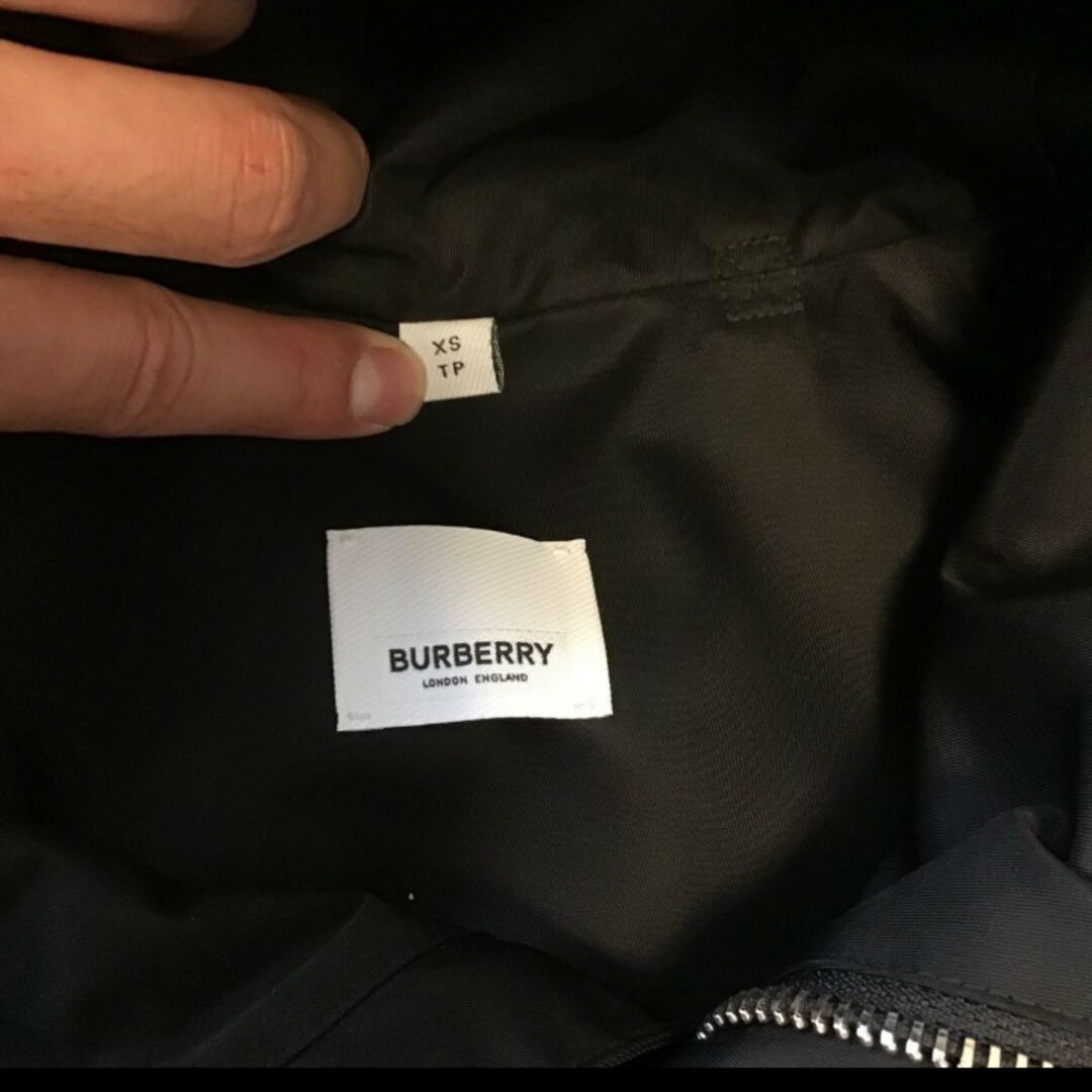 Burberry シャークパッチ ツイルパーカー