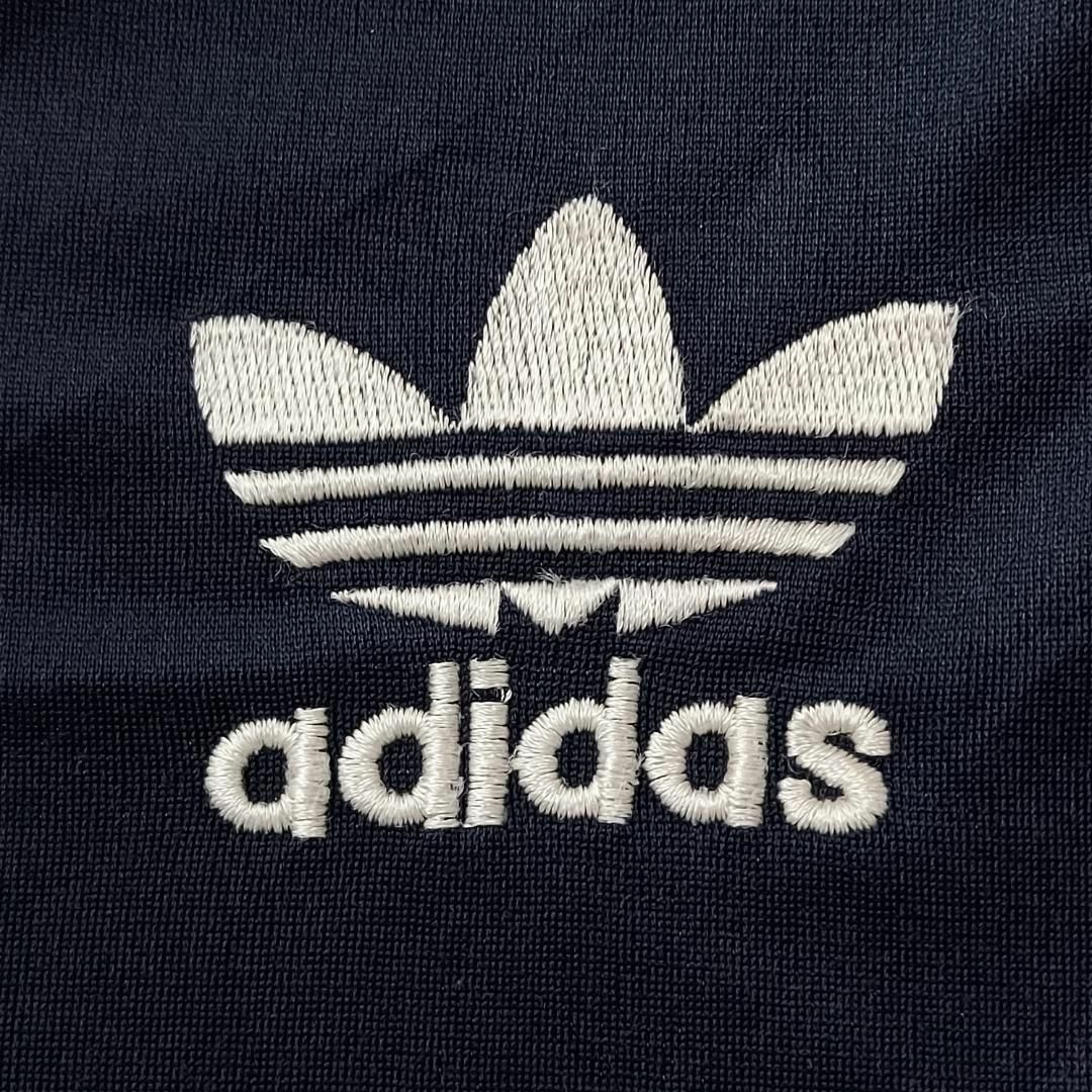 《超希少》adidas☆チェコスロバキア代表☆刺繍エンブレム☆レフォイル刺繍☆赤