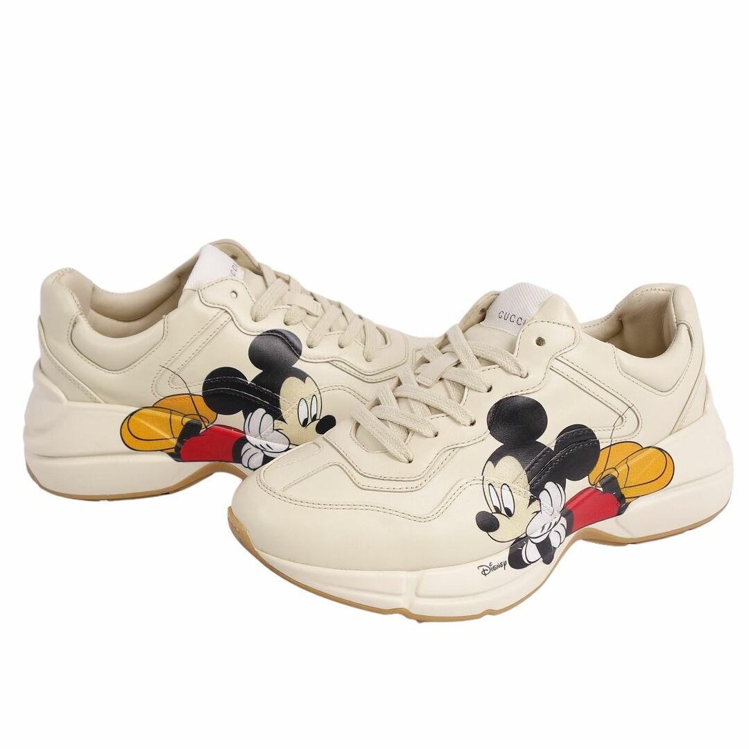 Gucci(グッチ)のグッチ×ディズニー GUCCI×Disney スニーカー ローカット Rhyton Mickey Mouse Sneaker ライトン ミッキーマウス シューズ レディース 35.5(22.5cm相当) アイボリー レディースの靴/シューズ(スニーカー)の商品写真