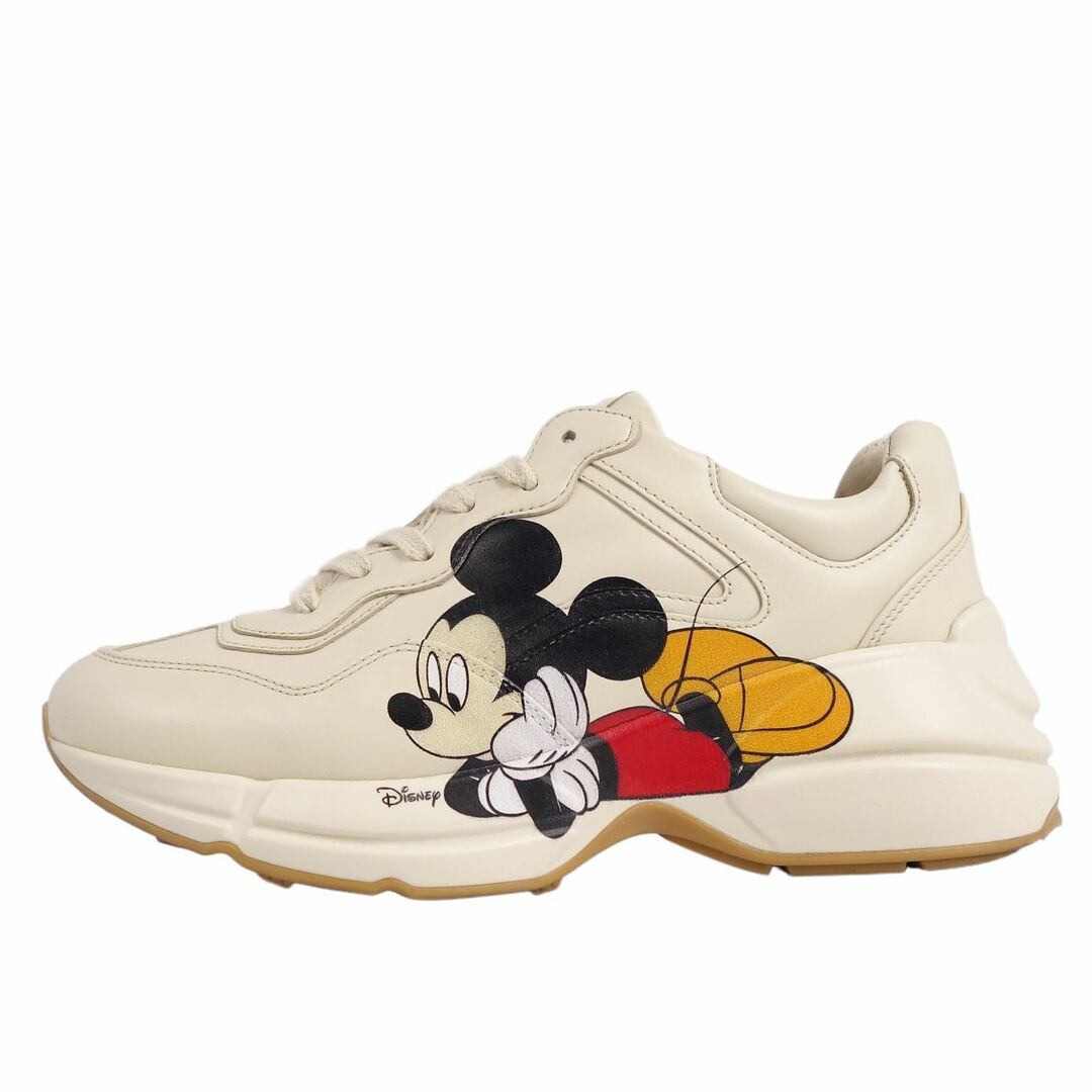 Gucci(グッチ)のグッチ×ディズニー GUCCI×Disney スニーカー ローカット Rhyton Mickey Mouse Sneaker ライトン ミッキーマウス シューズ レディース 35.5(22.5cm相当) アイボリー レディースの靴/シューズ(スニーカー)の商品写真