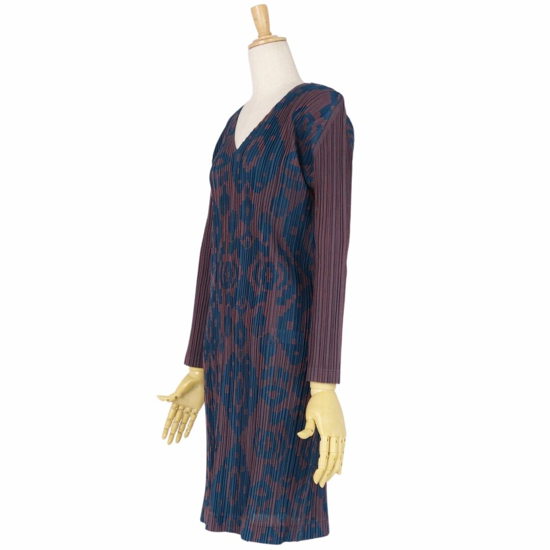 美品 プリーツプリーズ イッセイミヤケ PLEATS PLEASE ワンピース ロングスリーブ 総柄 プリーツ Vネック トップス レディース 3(L相当) ネイビー/ボルドー