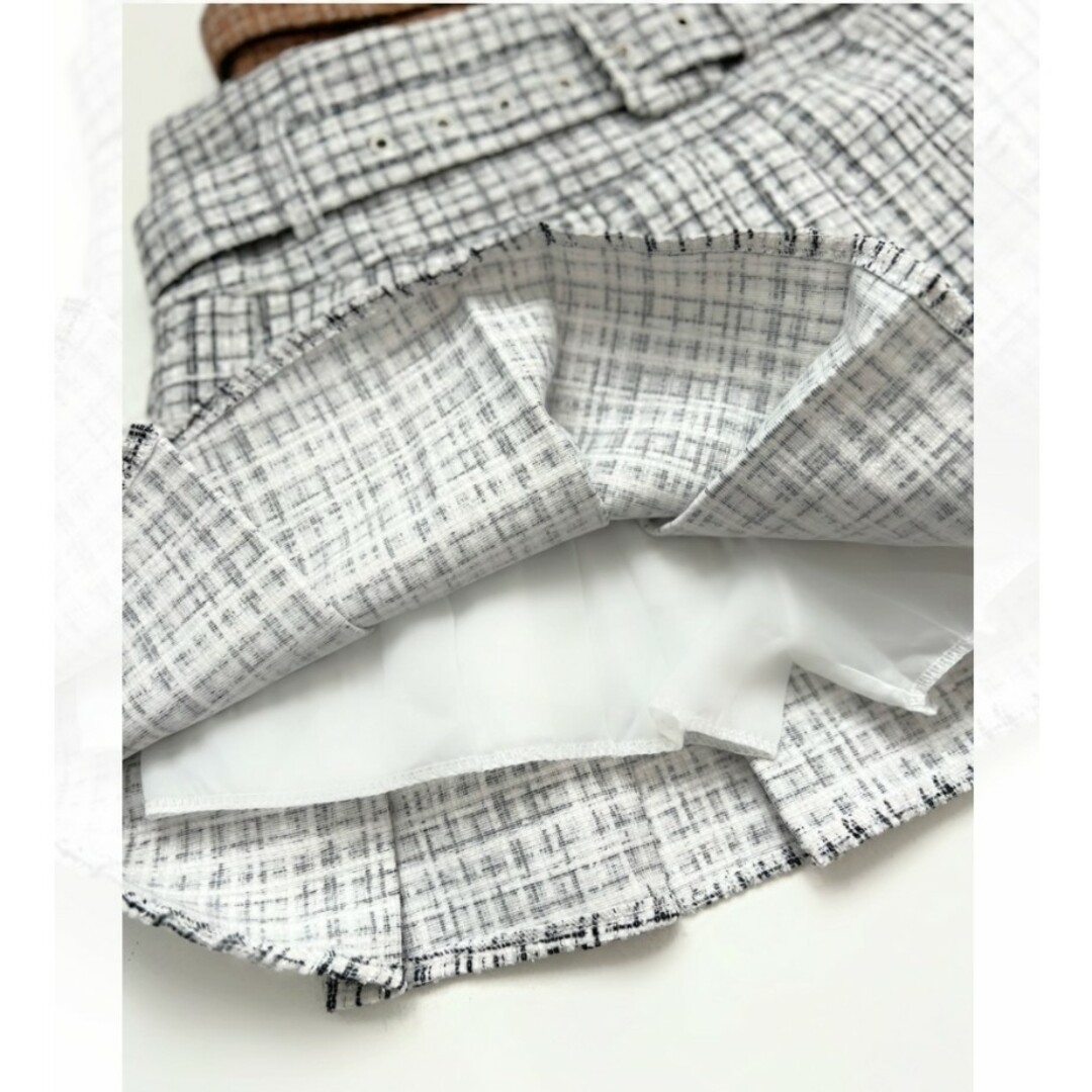 MOERY(モエリー)の新品未使用✳️完売✳️MOCOA’SツイードプリーツSK裏地ショートパンツで安心 レディースのスカート(ミニスカート)の商品写真