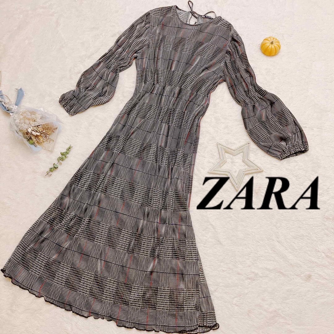 ZARA(ザラ)の【極美品】ZARA ロングワンピース　　立体チェック　ぽわん袖 レディースのワンピース(ロングワンピース/マキシワンピース)の商品写真