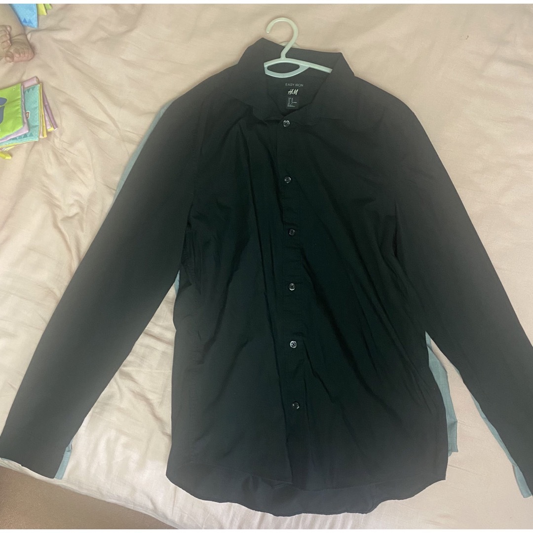 H&M(エイチアンドエム)のメンズ長袖シャツ メンズのトップス(Tシャツ/カットソー(七分/長袖))の商品写真