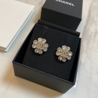 CHANEL　シャネル　  ココマーク ・クローバーピアス　　【472】H