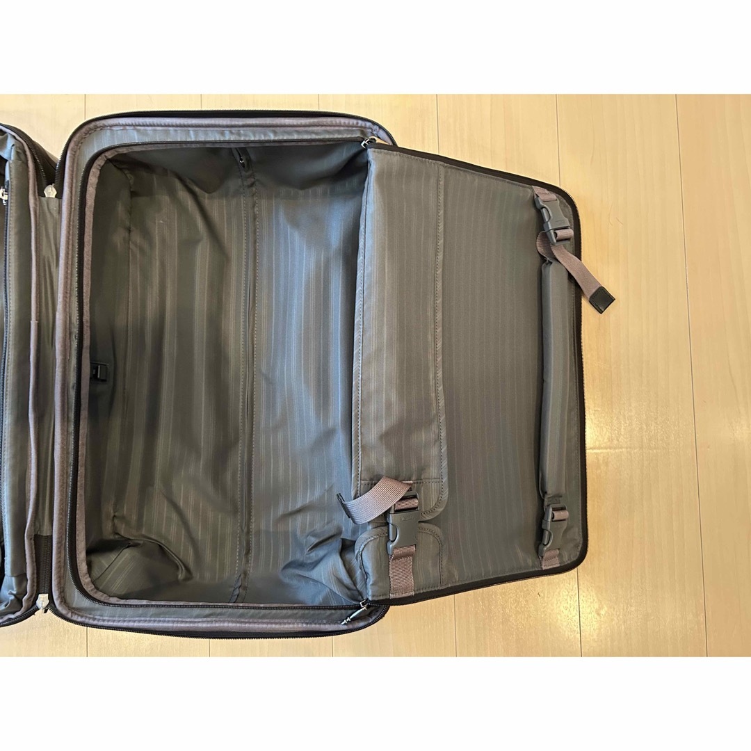 トゥミ TUMI スーツケース グレー