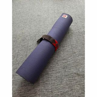 manduka - マンドゥカ 最高級マット 完売人気色 美品の通販 by