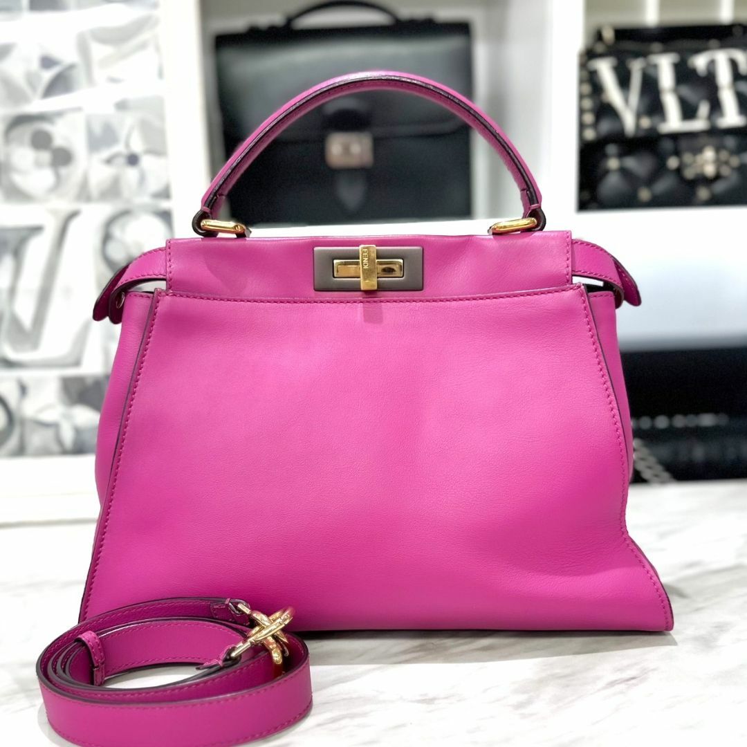 FENDI - 美品☆ フェンディ ピーカブー ローズピンク レザー FENDI - 美品☆ フェンディ ピーカブー ローズピンク レザー