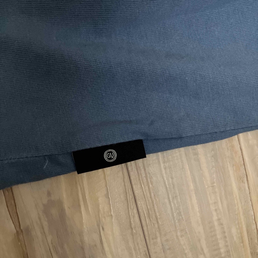 UNDERCOVER(アンダーカバー)のアンダーカバー×GU  半袖Tシャツ　ライトブルー メンズのトップス(Tシャツ/カットソー(半袖/袖なし))の商品写真