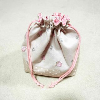 お弁当袋 コップ袋 巾着 ハンドメイド 女の子 いちご ストロベリー(外出用品)