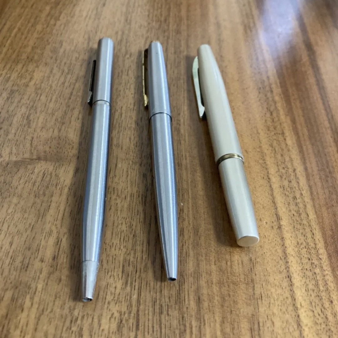 Parker(パーカー)の【バラ売可】PARKER、LAIN GOLDボールペンなど インテリア/住まい/日用品の文房具(ペン/マーカー)の商品写真