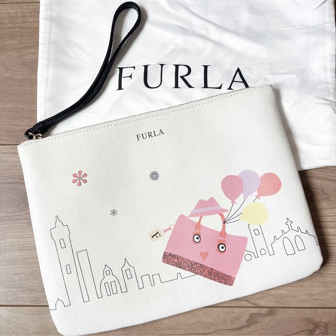 Furla(フルラ)のクラッチバッグ FURLA ポーチ レディースのバッグ(クラッチバッグ)の商品写真