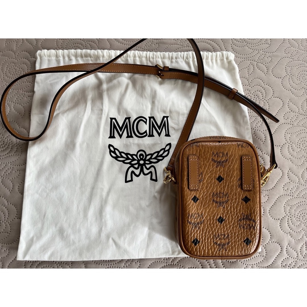 MCM(エムシーエム)のMCM  ヴィセトス クロスボディバッグ レディースのバッグ(ショルダーバッグ)の商品写真