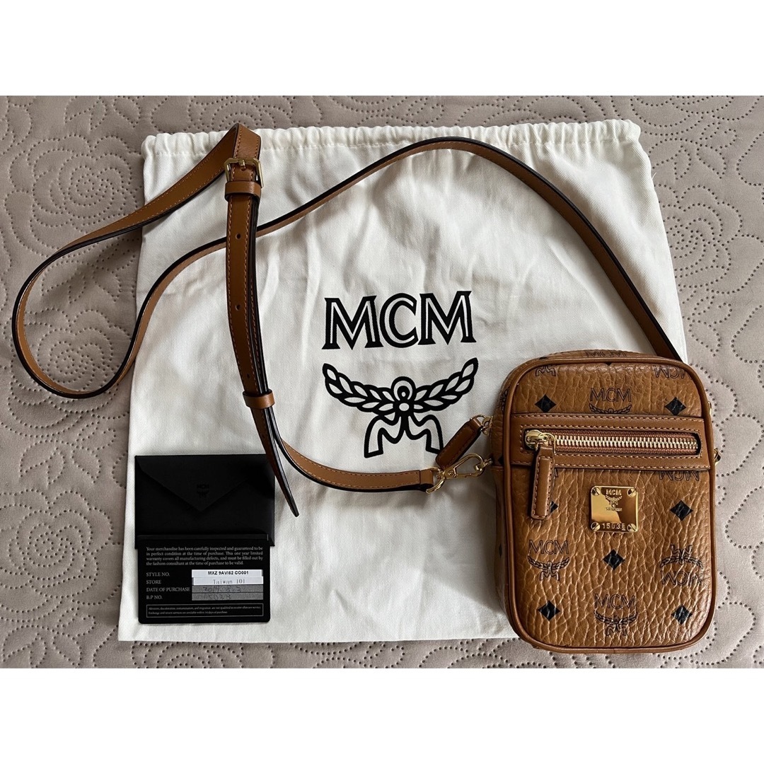 MCM(エムシーエム)のMCM  ヴィセトス クロスボディバッグ レディースのバッグ(ショルダーバッグ)の商品写真