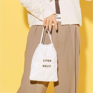 ユナイテッドアローズ(UNITED ARROWS)のCITEN パデッド キンチャクバッグ(トートバッグ)