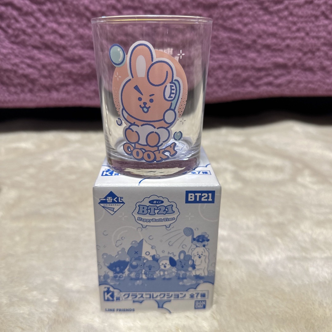 BT21(ビーティーイシビル)のBT21 グラス エンタメ/ホビーのタレントグッズ(アイドルグッズ)の商品写真