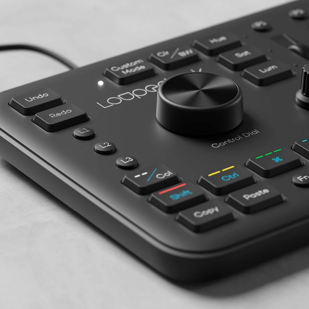 Loupedeck Plus(+) - 写真、動画編集用カスタムコントローラ(L