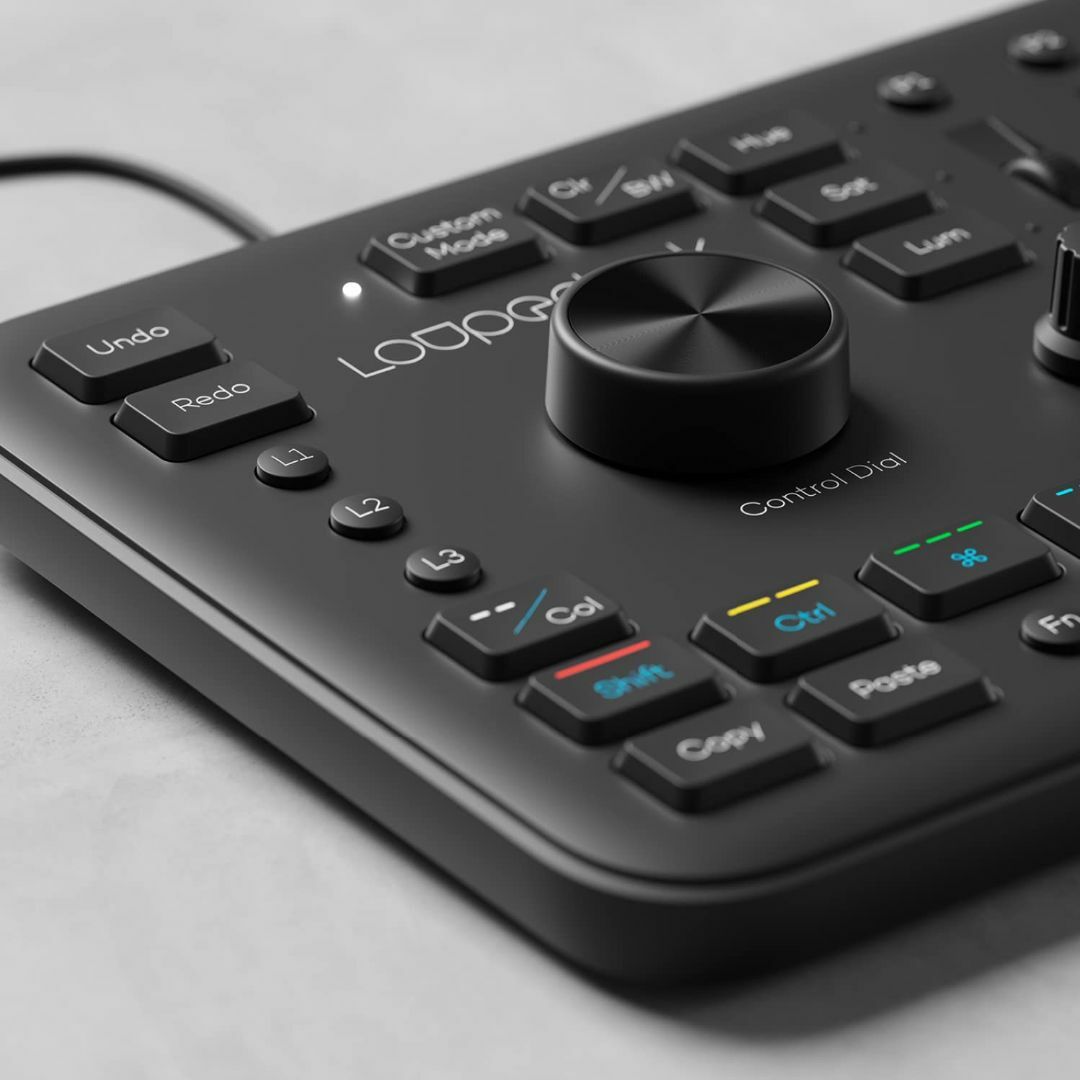 Loupedeck Plus(+) 写真､動画編集用カスタムコントローラ（Lの通販 by ＊HAPPY SMILE＊'s shop｜ラクマ