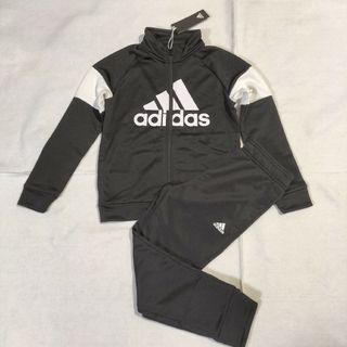 アディダス(adidas)の新品　アディダストラックスーツ　 ジャージ上下　セットアップ　ジュニア 130(ジャケット/上着)