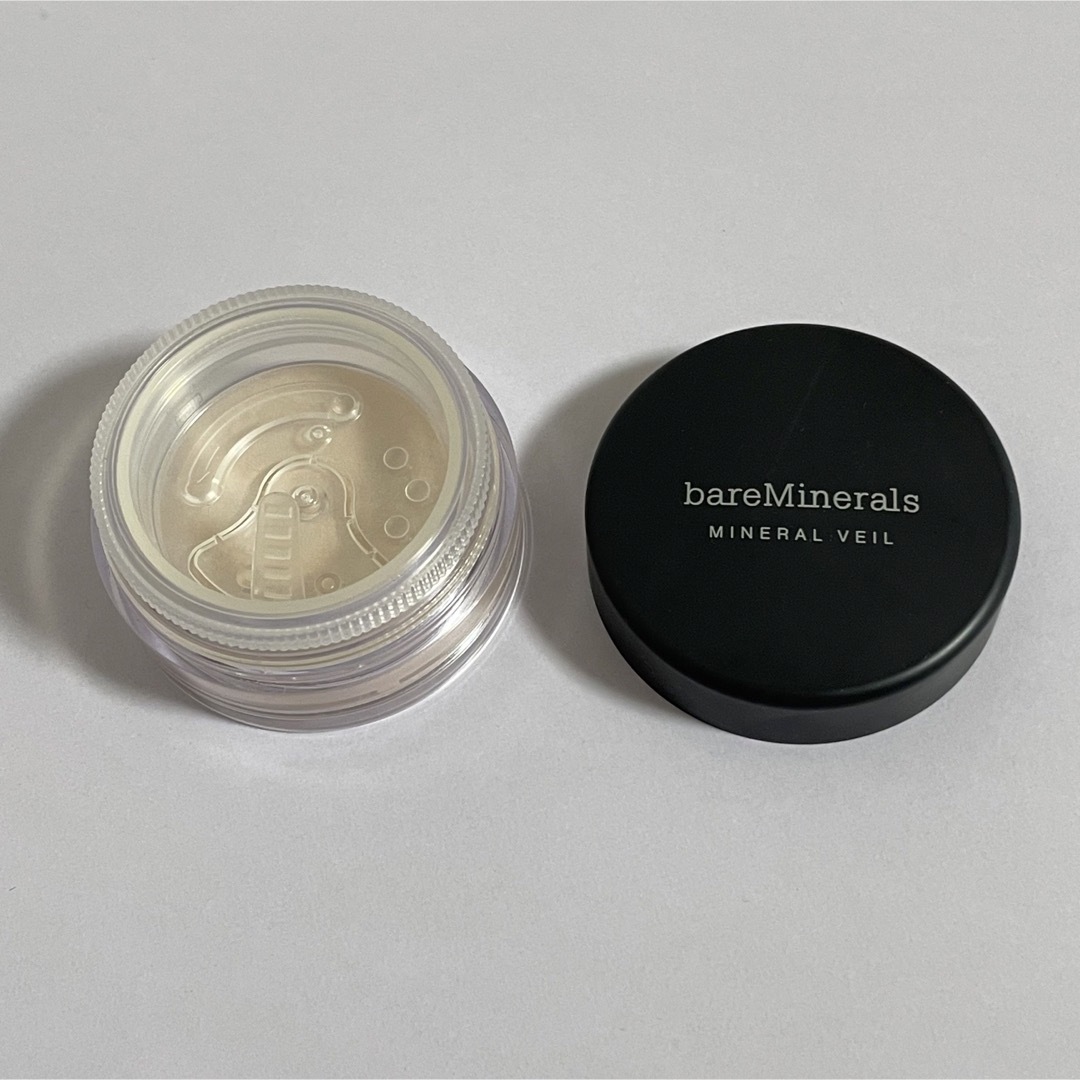 bareMinerals(ベアミネラル)の【bareMinerals】フェイスパウダー コスメ/美容のベースメイク/化粧品(フェイスパウダー)の商品写真