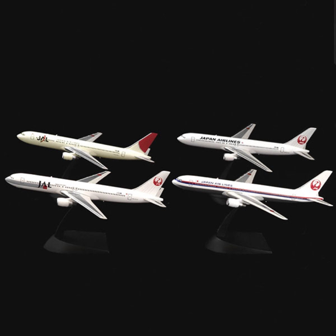 F-toys Confect(エフトイズコンフェクト)のJAL ウイングコレクション7　06 BOEING 767-300【旧塗装】 エンタメ/ホビーのテーブルゲーム/ホビー(航空機)の商品写真