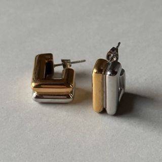 アメリヴィンテージ(Ameri VINTAGE)のContrast block line pierce No.1132(ピアス)