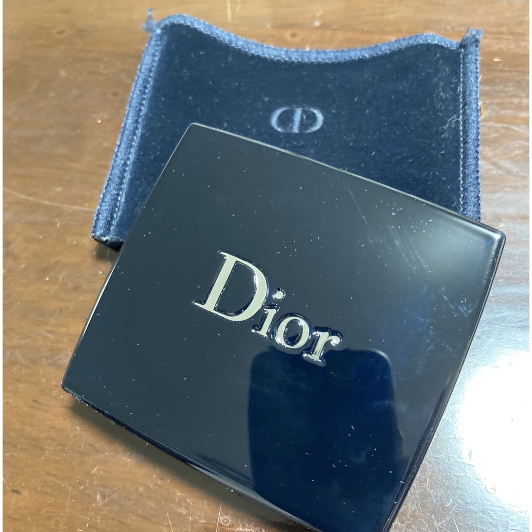 Dior(ディオール)のDiorディオールショウ モノ〈アイシャドウ〉 コスメ/美容のベースメイク/化粧品(アイシャドウ)の商品写真